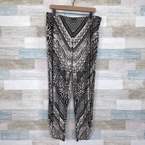 Chicos Ruched Hem Pull On Ankle Pants Beige Black Tribal Stretch Womens XL 3 - Picture 1 of 8
